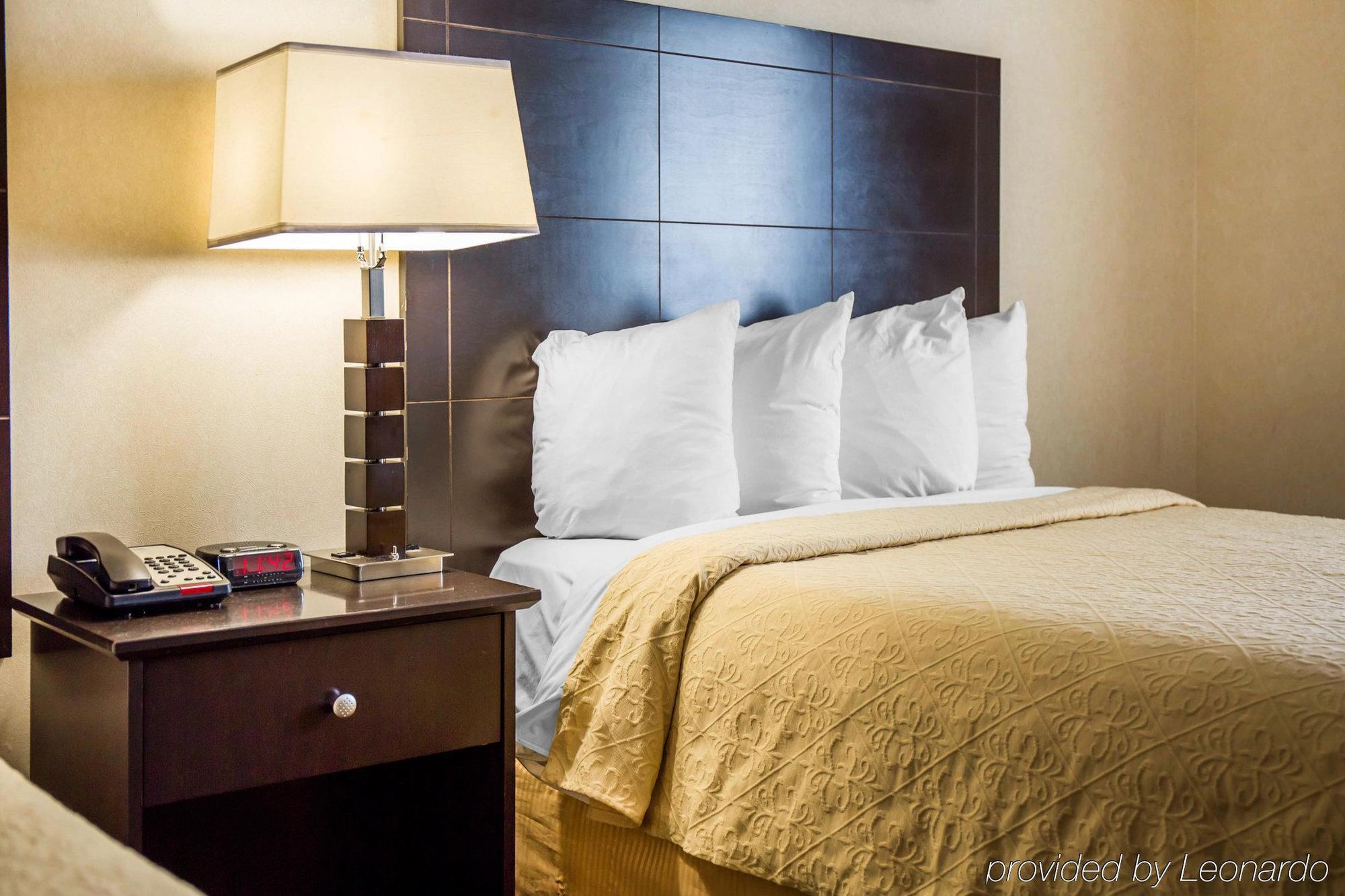 Quality Inn Woodside Queens New York City Exterior photo
