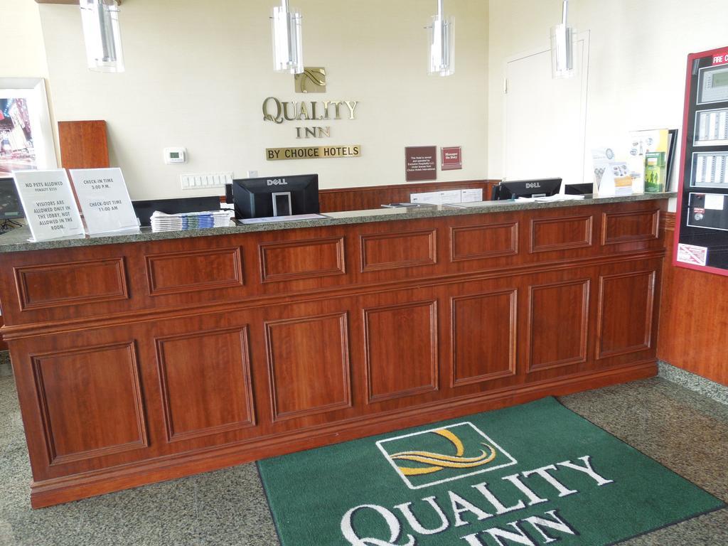 Quality Inn Woodside Queens New York City Exterior photo