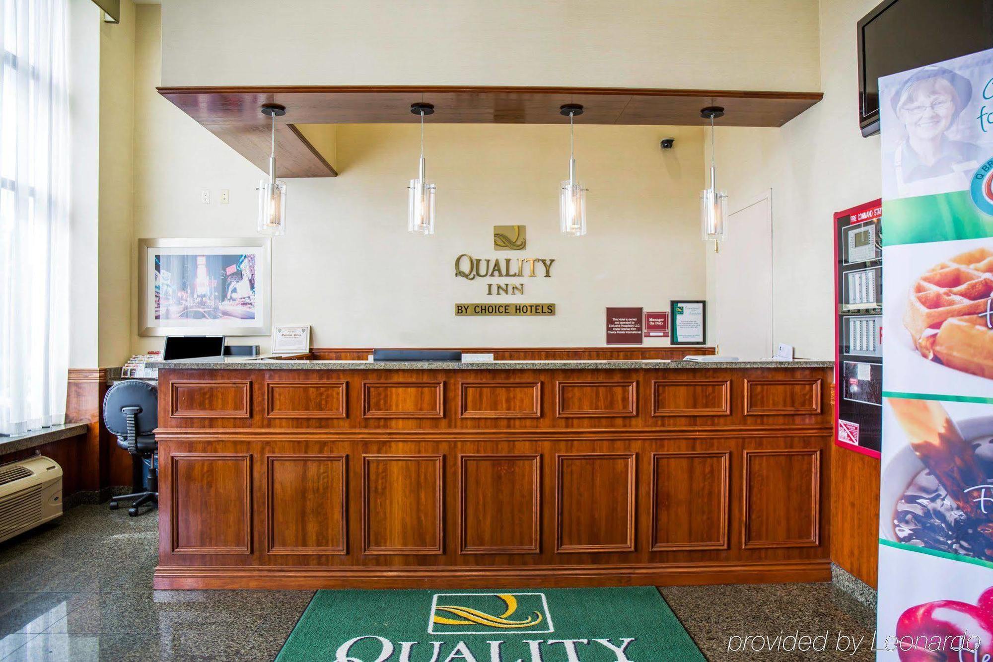 Quality Inn Woodside Queens New York City Exterior photo