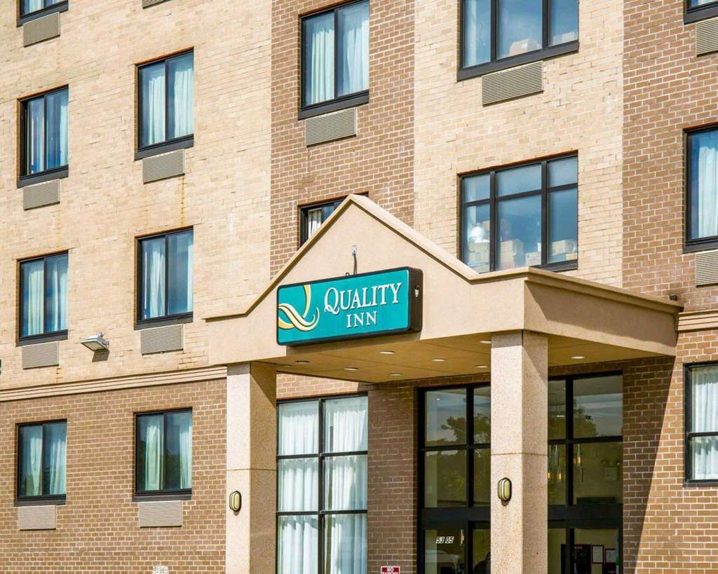 Quality Inn Woodside Queens New York City Exterior photo