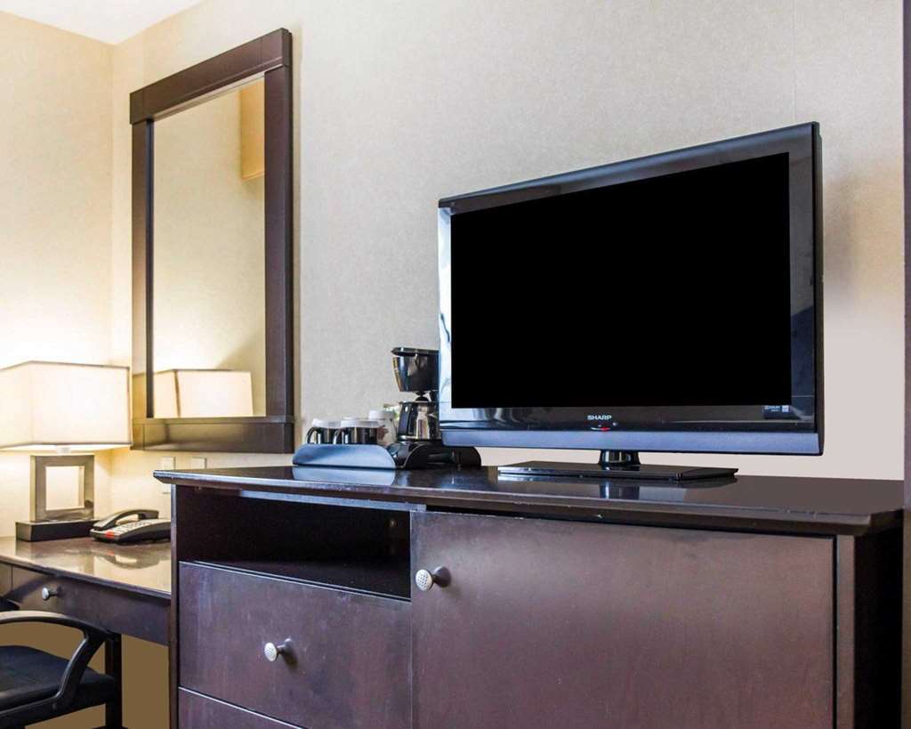 Quality Inn Woodside Queens New York City Room photo