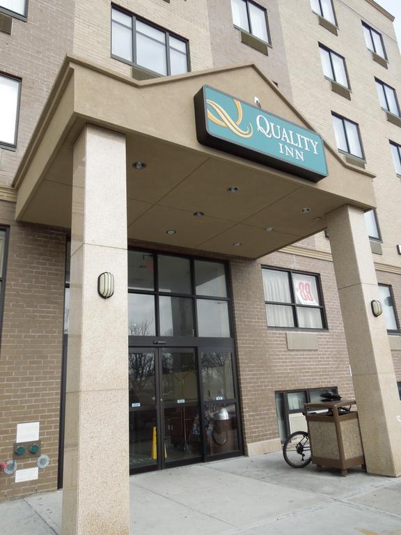 Quality Inn Woodside Queens New York City Exterior photo