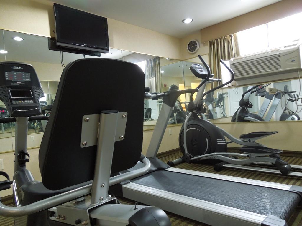Quality Inn Woodside Queens New York City Exterior photo